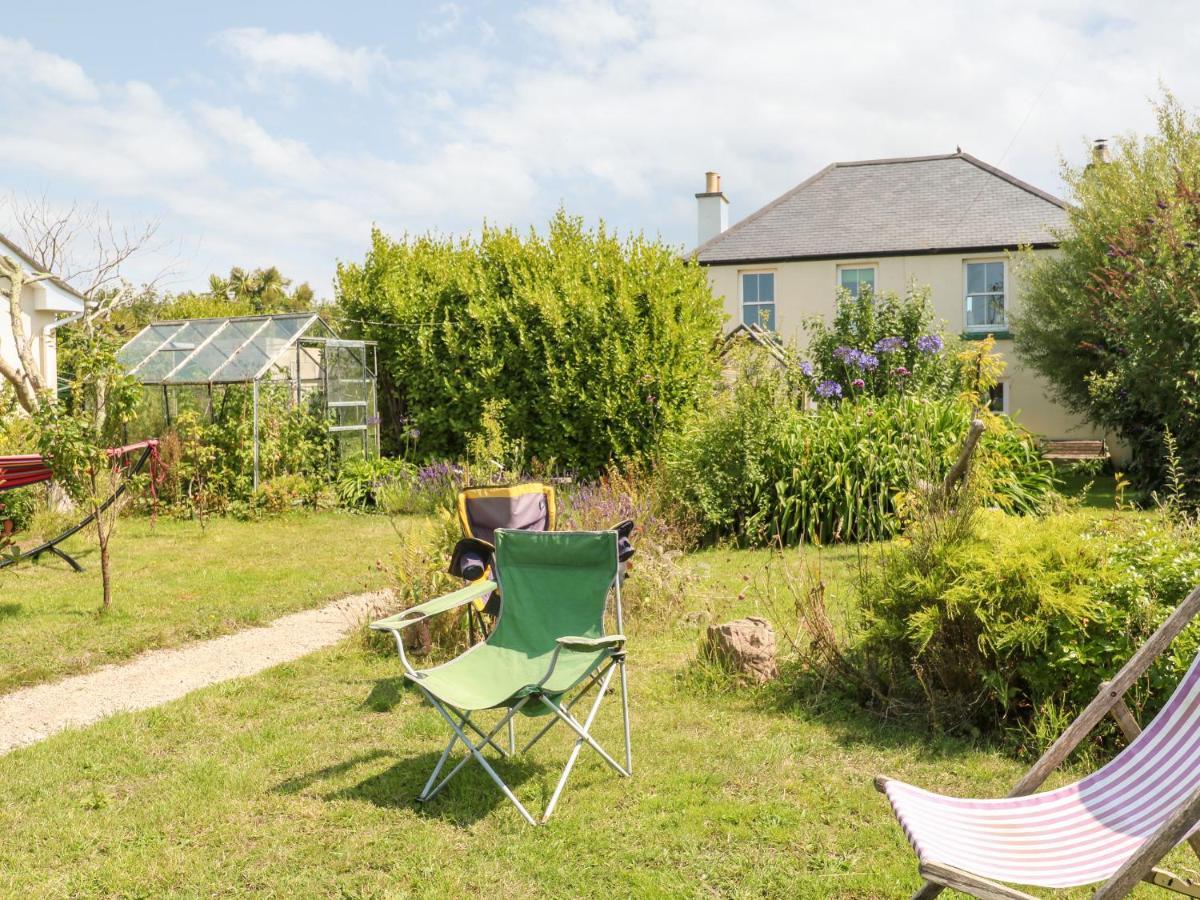 Pentira Villa Helston Exterior photo